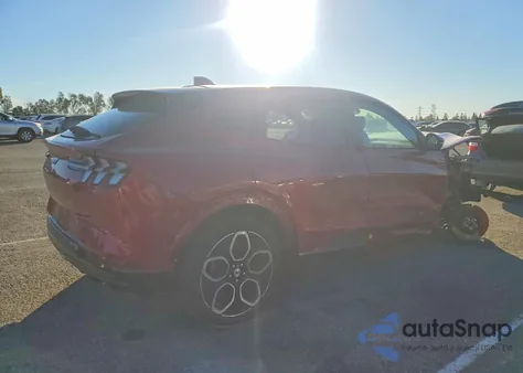 2022 Ford Mustang Mach-E Gt z USA, uszkodzony, nr VIN 3FMTK4SE5NMA20087